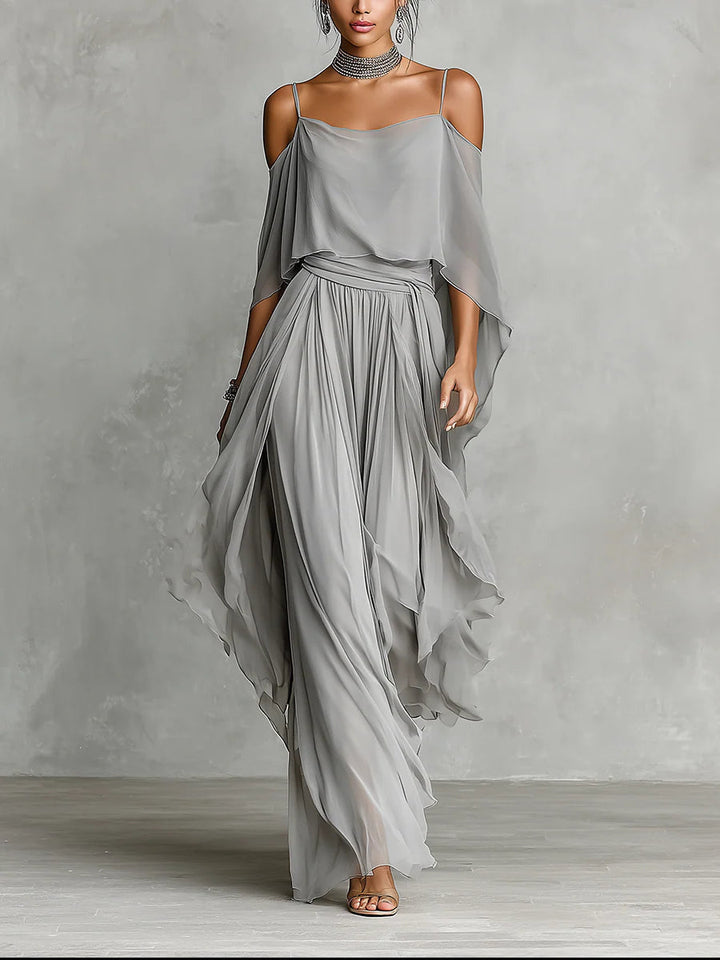 Isabella | Top Grigio Fluttuante e Pantaloni in Chiffon • S1