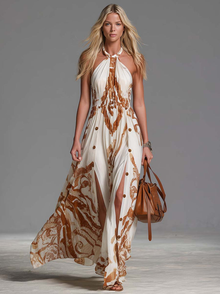 Beatrice ¦ Abito lungo vintage bohemiano con scollo a halterneck, stampa western marrone su chiffon avorio, con spacchi