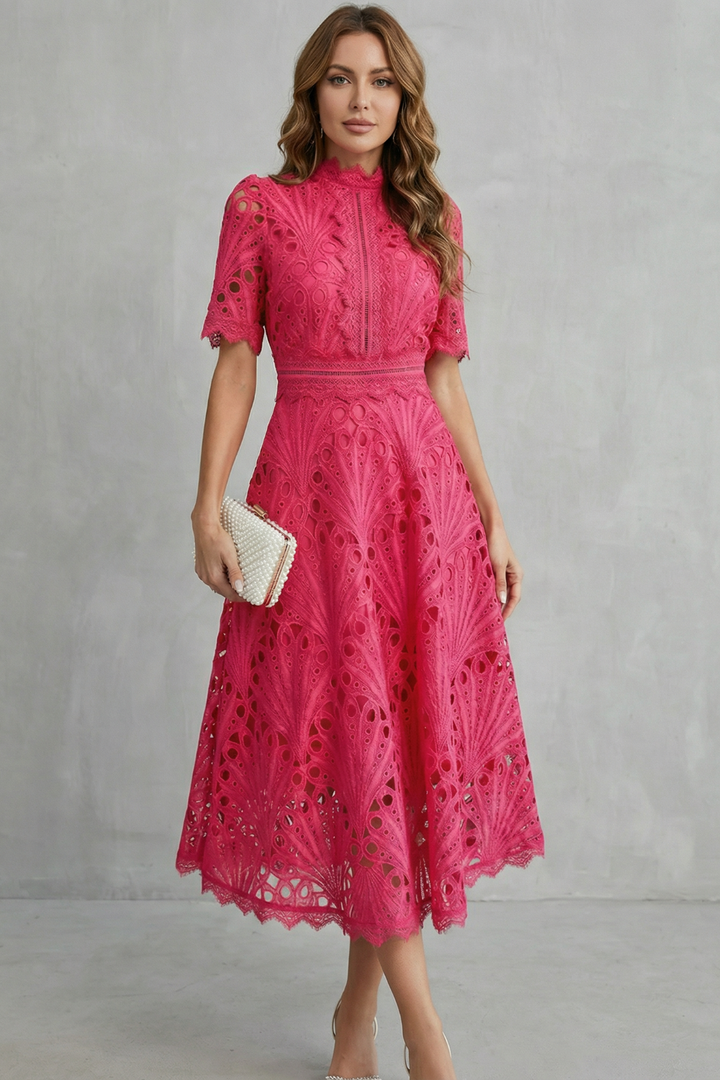 SERAPHINA | Abito Midi in Pizzo con Elegante Collo Alto