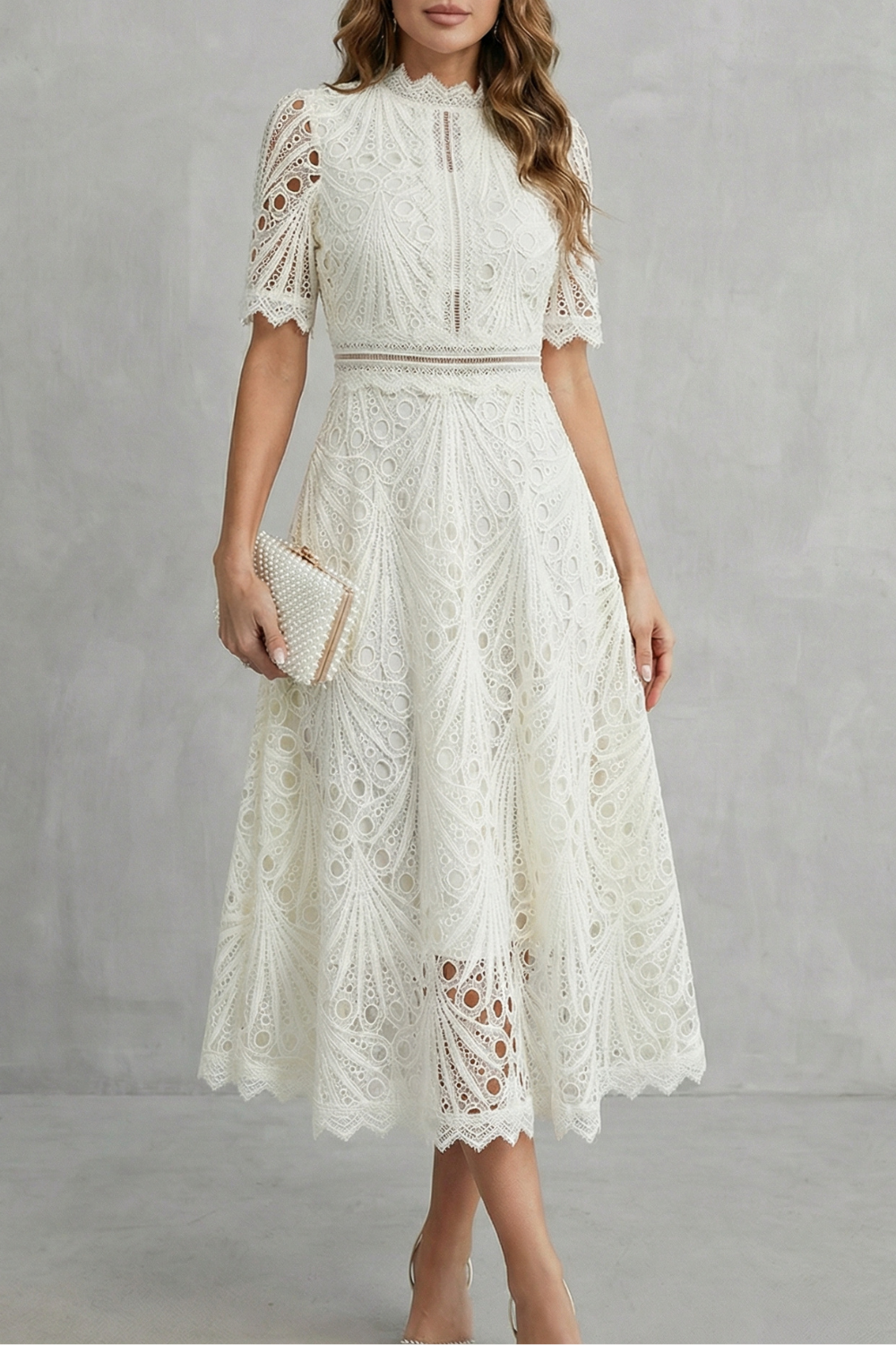SERAPHINA | Abito Midi in Pizzo con Elegante Collo Alto