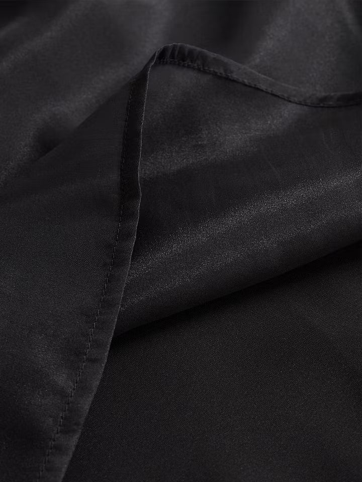 Elegante Blusa Alta in Chiffon Nera