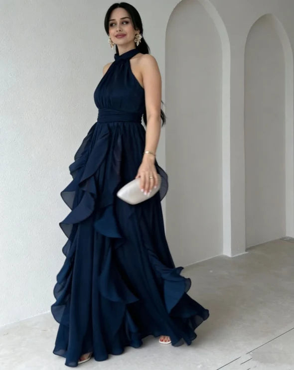 Orea™ Abito Maxi con Collo Alto e Strati di Rouches