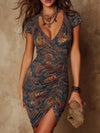 Prunelle | Mini Abito Bodycon Plissettato Collo a V, Stampa Paisley Blu Scuro