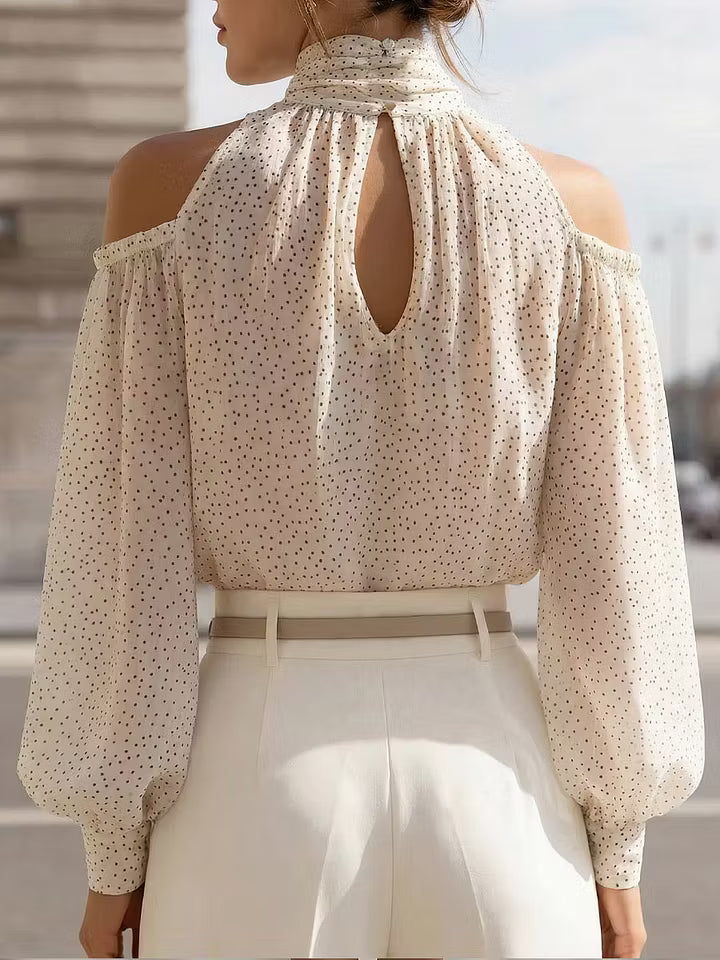 Blusa in Chiffon a Pois con Maniche Scoperte e Fiocco