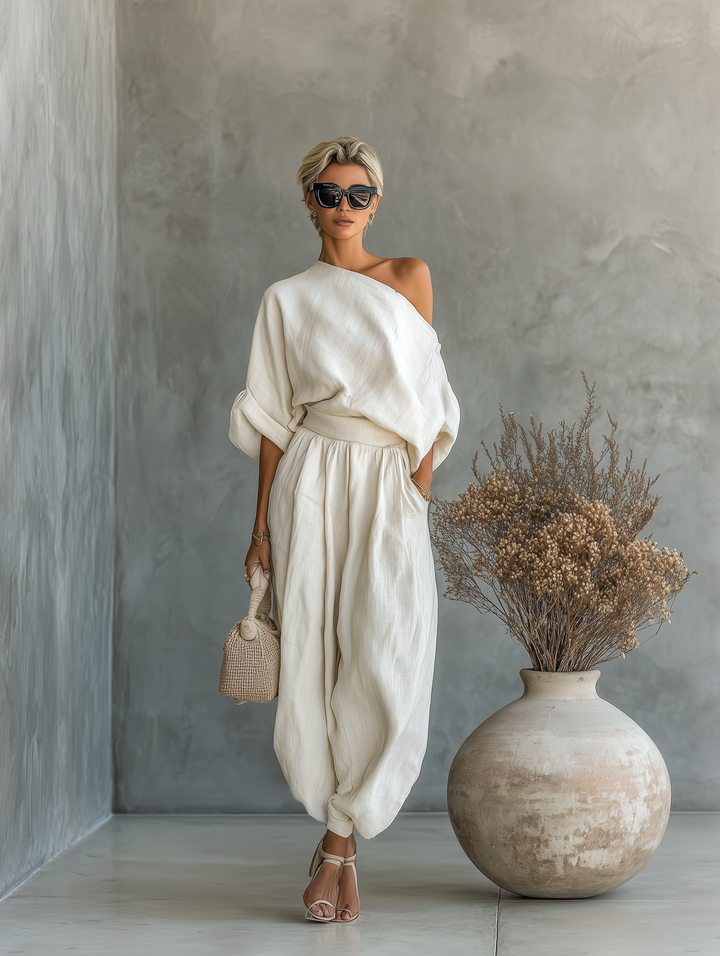 Set in Lino Bianco Sporco da Donna con Top Off-Shoulder e Pantaloni Tapered